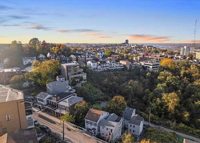Holiday home A Million Dollar View And Off Street Parking Pittsburgh