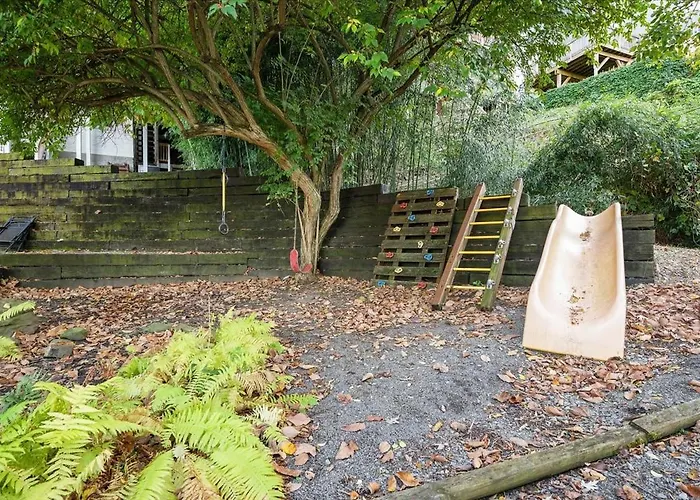 A Million Dollar View And Off Street Parking Holiday home *