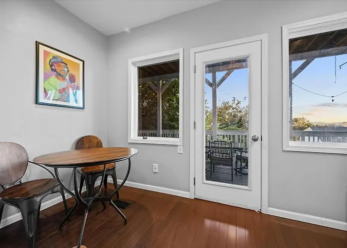 A Million Dollar View And Off Street Parking Holiday home *