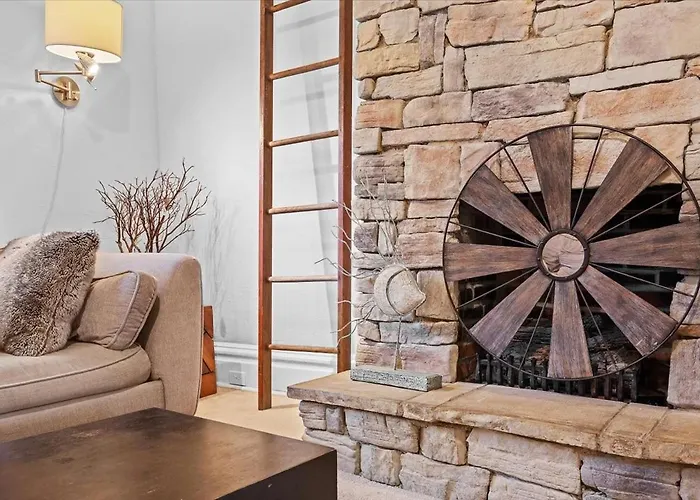 A Million Dollar View And Off Street Parking Holiday home Pittsburgh