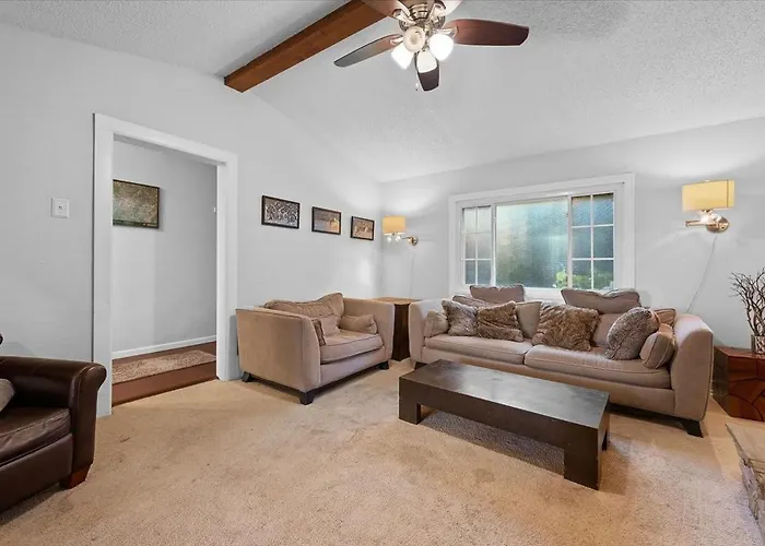 A Million Dollar View And Off Street Parking Holiday home Pittsburgh